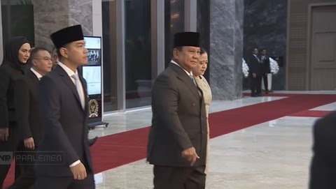 Investor Cermati Sidang DPR, IHSG Pagi Bergerak Positif
