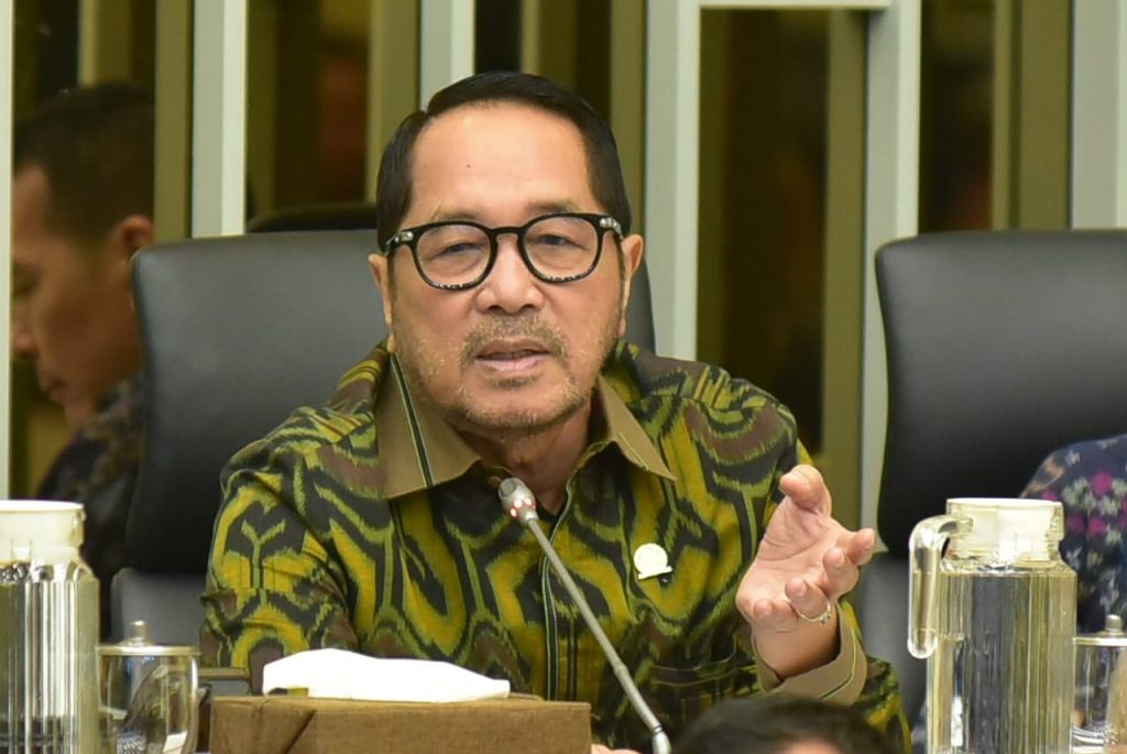 Firman Soebagyo Minta Pemerintah Prioritaskan Kesejahteraan Guru