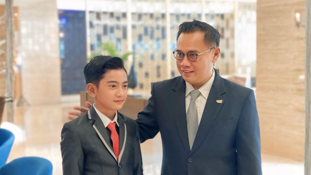 Santika Indonesia Beri Kesempatan Anak Rasakan Jadi General Manager Hotel