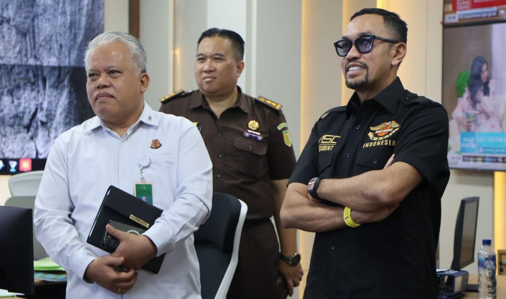 Ahmad Sahroni Puji Kejagung Tangkap Richard Muljadi: Penegakan Hukum Harus Adil