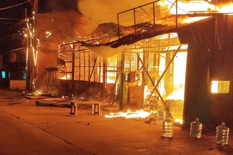 Kebakaran Pasar Parung Picu Desakan Copot Direksi Pasar Tohaga
