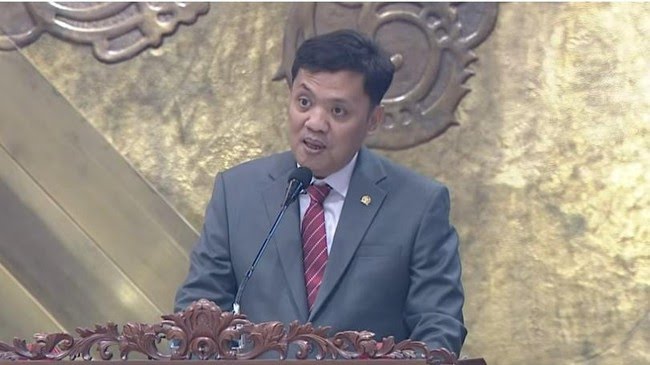 DPR RI Puji Kapolri Listyo Sigit dalam Rapat Paripurna RUU Polri