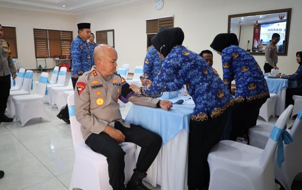 Polda Banten Gelar Donor Darah dan Khitanan Massal Gratis Sambut Hari Bhayangkara ke-80