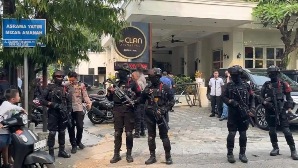 Polri Geledah Kafe dan Money Changer di Cipete, Usut Dugaan Korupsi PLN hingga Asabri