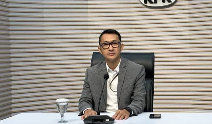 KPK Periksa Tiga ASN Pemprov Jatim dalam Pengembangan Kasus Dana Hibah