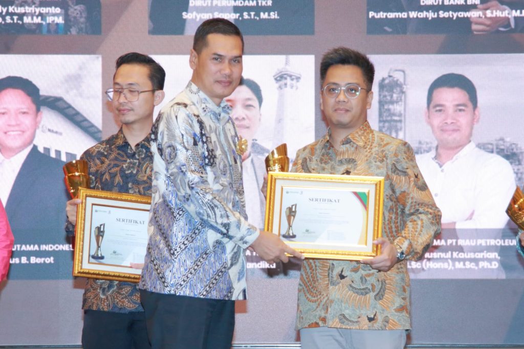 Founder Master Bagasi Amir Hamzah Dianugerahi Pemred Award 2026 Kategori Corporate Leadership