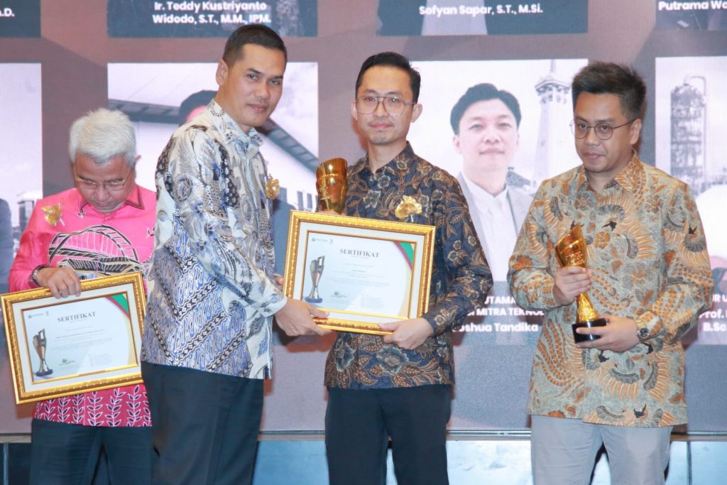 Rian Hidayat Dinobatkan sebagai Corporate Leadership The Best Communication di Pemred Award 2026