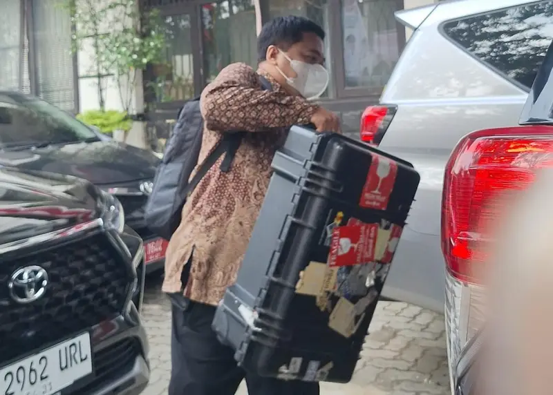 Usut Korupsi Pengadaan Barang dan Jasa, KPK Geledah Disdik Kabupaten Bogor