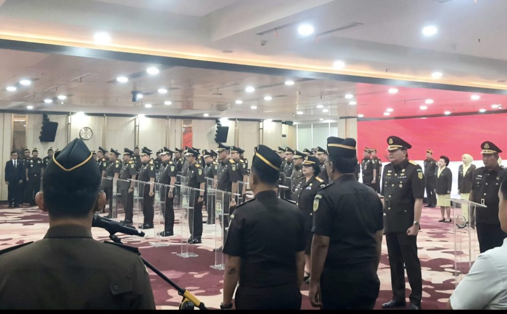 Burhanuddin Lantik 16 Kepala Kejaksaan Tinggi, Ada Kajati Banten hingga Papua Barat