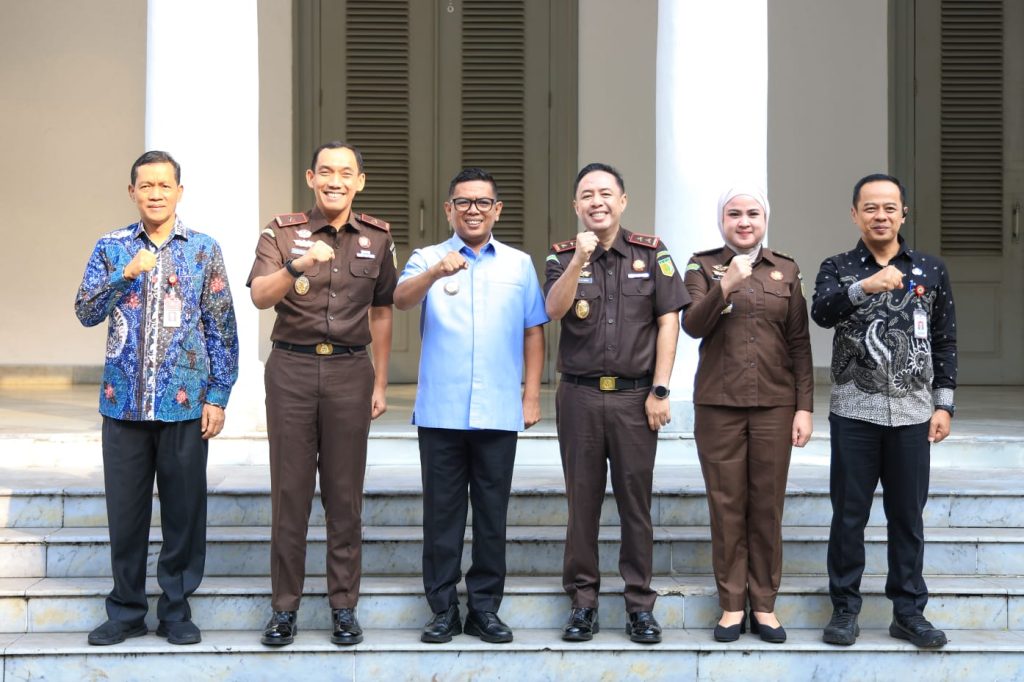 Andra Soni Sambut Kajati Banten Hery Hermanus Horo, Bahas Program Pembangunan Daerah