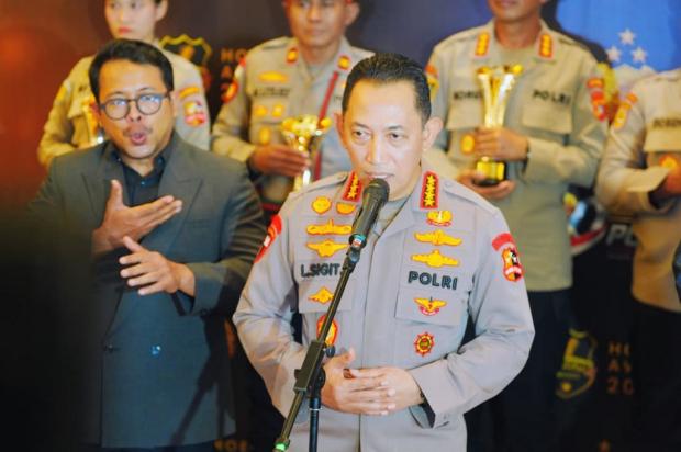Abu Anak Krakatau Capai Jabodetabek, Kapolri Kerahkan Polisi Bantu Warga
