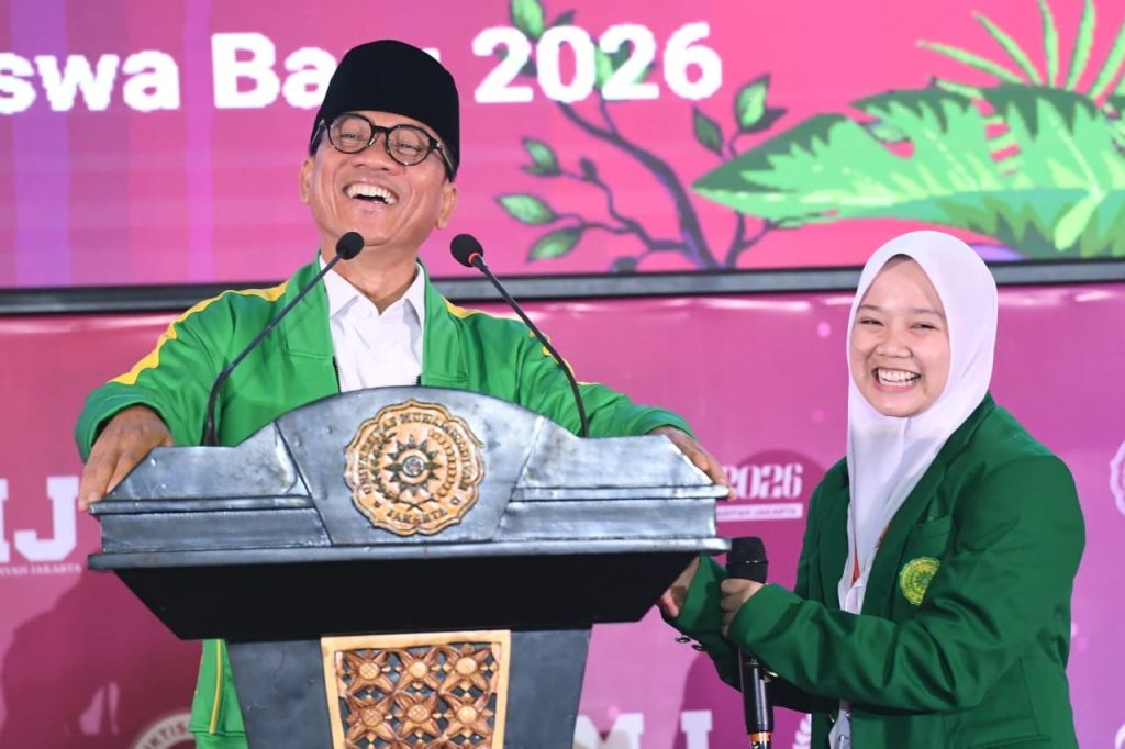 Mendes Yandri Dorong Mahasiswa UMJ Jadi Pengusaha dan Kembangkan Potensi Desa