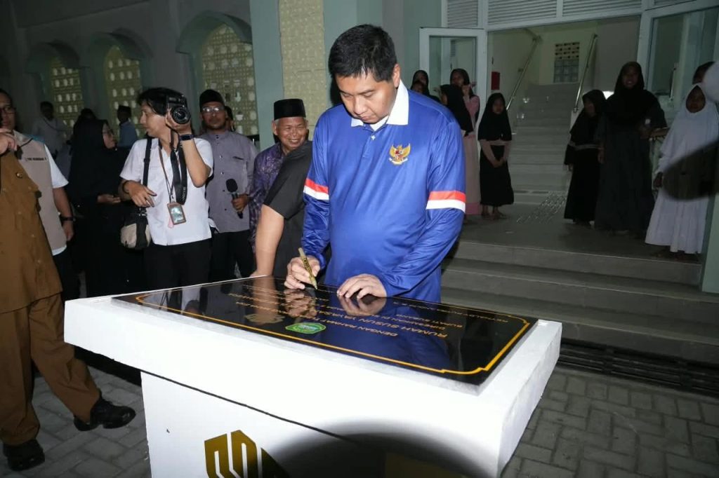 Maruarar Sirait Resmikan Rumah Susun Yayasan Nur Ilmi Prawira Subang