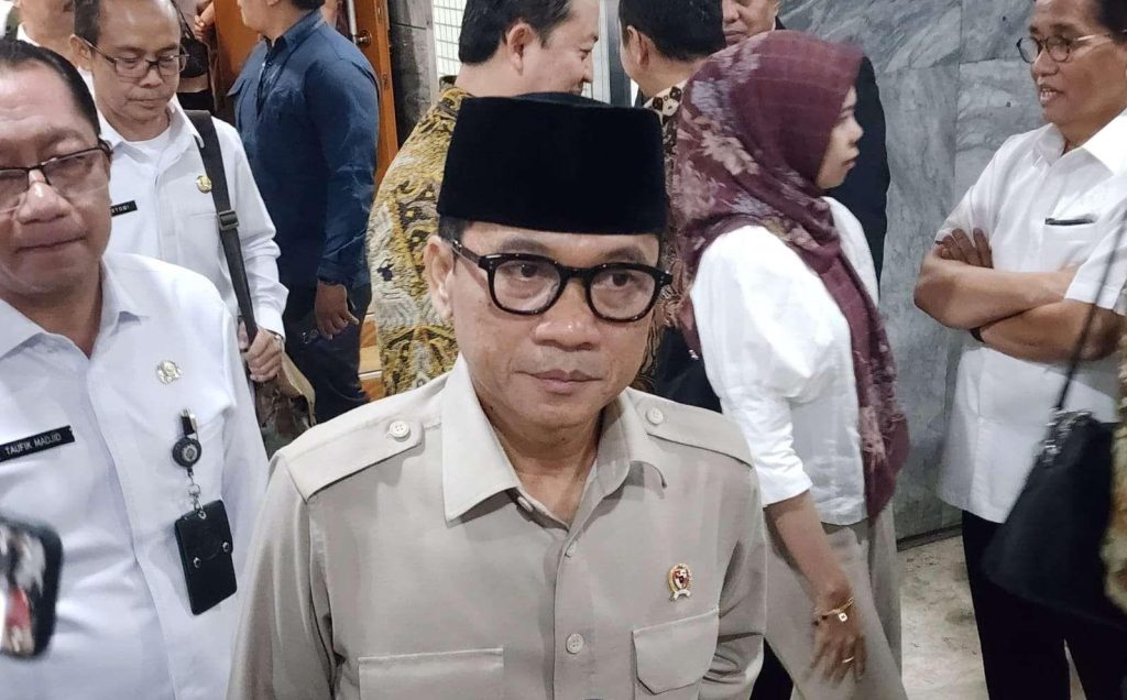 Mendes Yandri Dorong Pembangunan Desa Berbasis Potensi Lokal