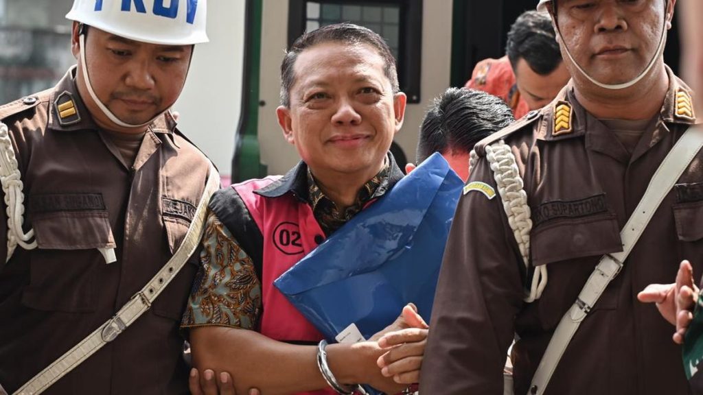 Jaksa Ungkap Penerimaan Rp8 Miliar dalam Dakwaan TPPU Kasus Tol MBZ