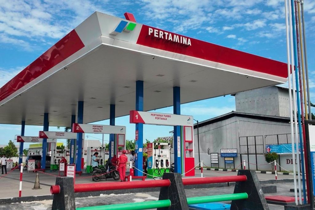 Kelangkaan BBM Meluas, LBH Peradi Profesional Minta Presiden Evaluasi Dirut Pertamina