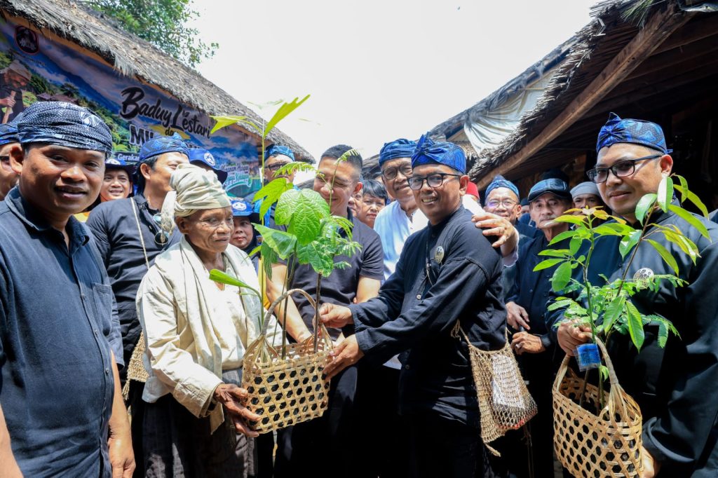 Andra Soni Dorong Pelestarian Alam Baduy dan Pemberdayaan Ekonomi Masyarakat